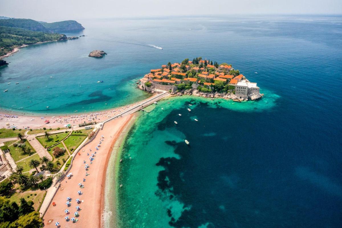 Bmv Room For 2-3 Persons Sveti Stefan Eksteriør billede